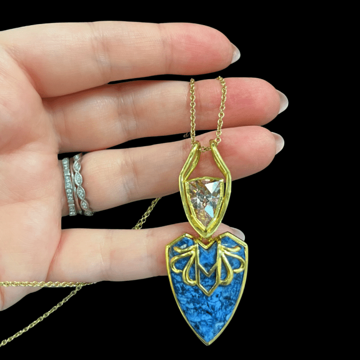 Champagne Mahenge garnet and dumortierite pendant in Fairmined gold by Mercurius Jewelry, front