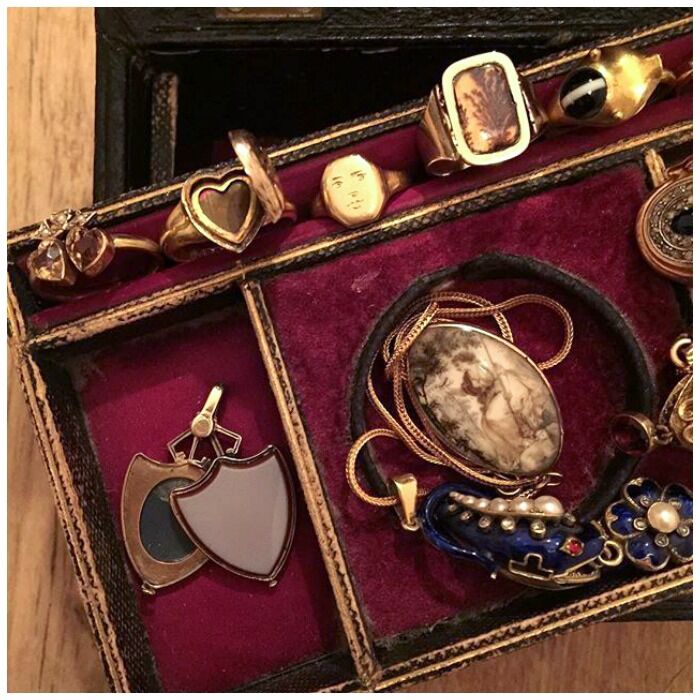 Antique animal jewelry discount