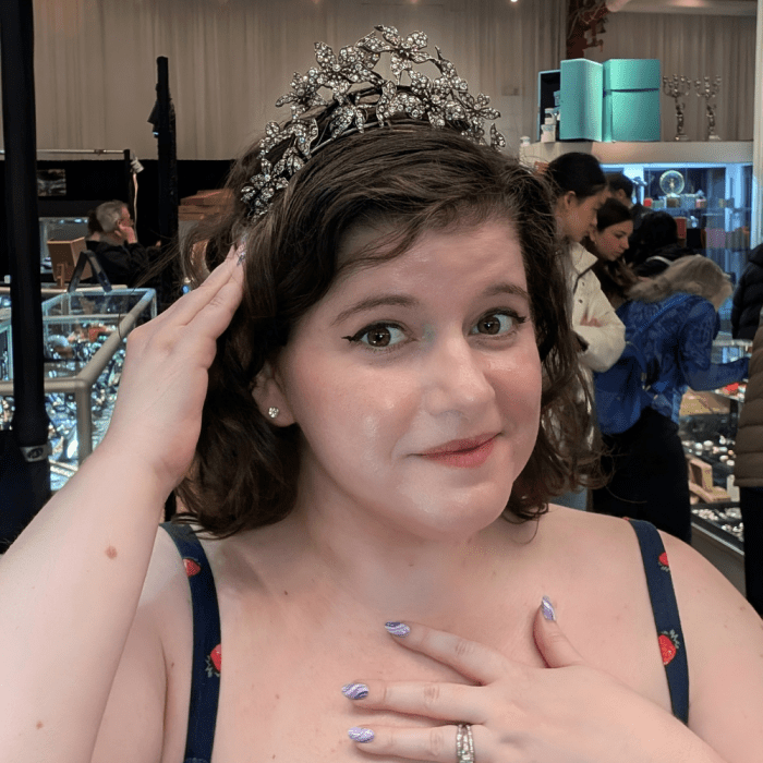 A magnificent en tremblant floral tiara from Paul Fisher, seen at NYCJAOS Spring 2025.