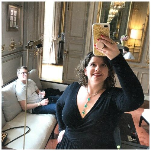 Taking selfies in the Reza salon during Paris Fashion week