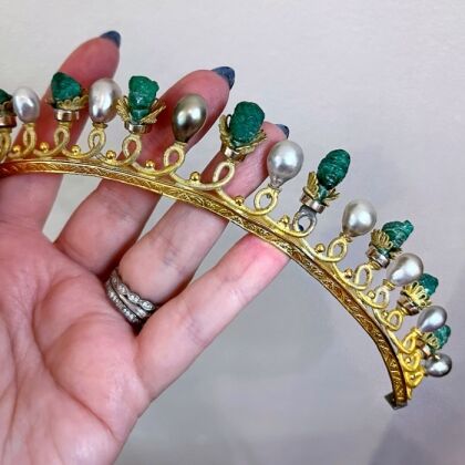 Tiaras and hair ornaments Archives - Diamonds in the Library