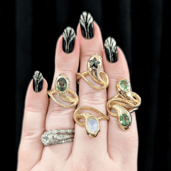 Tiaras and hair ornaments Archives - Diamonds in the Library