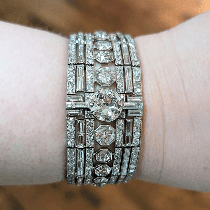 An extraordinary Art Deco diamond bracelet from Maryanntiques, seen at Spring NYCJAOS 2026.