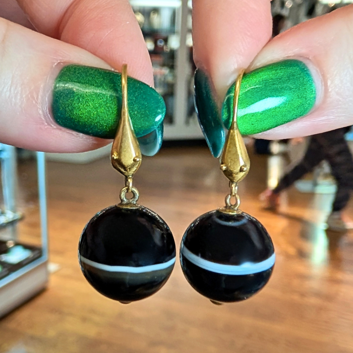 Antique banded agate snake earrings from Pretty Different Shop, seen at NYCJAOS Spring 2026.v