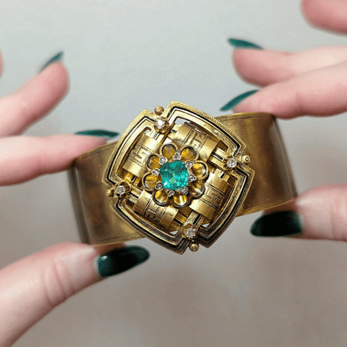 Beautiful Victorian era gold and emerald cuff bracelet from Talia Jade Jewelry, seen at NYCJAOS Spring 2026.